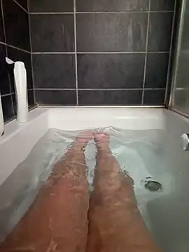 Victoriasteel online show from December 2025 12:11:01 PM