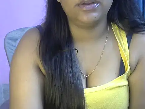 Queenxxx98 online show from February 2026 07:10:01 PM