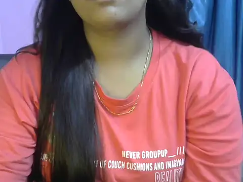 Snapshot of Queenxxx98 chatting on September 2025 07:04:01 PM Queenxxx98 online show from September 2025 07:04:01 PM
