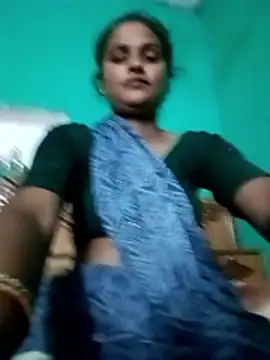 Sapna9685 online show from October 2025 04:28:01 PM