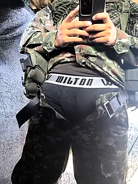 lamejorpene online show from February 2026 01:02:02 PM