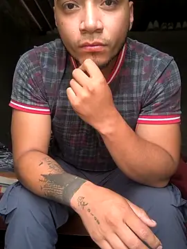 lamejorpene online show from November 2025 01:04:02 PM