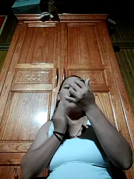 Seg min online show from October 2025 01:01:01 PM