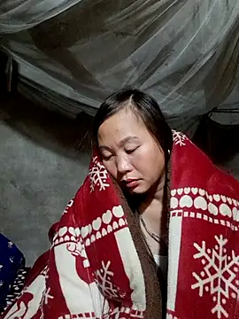 Seg min online show from November 2025 12:14:01 AM