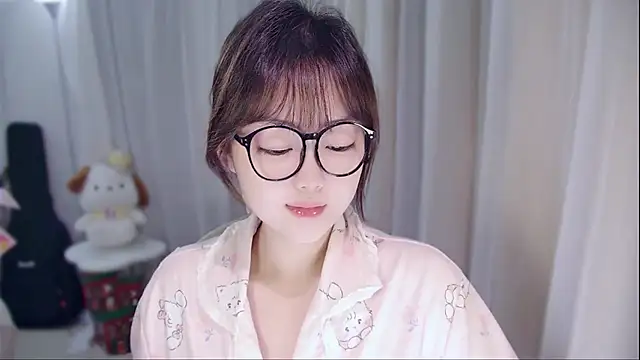 YUANYUAN-A online show from March 2026 12:15:01 PM