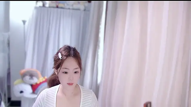 Snapshot of YUANYUAN-A chatting on September 2025 06:28:02 AM YUANYUAN-A online show from September 2025 06:28:02 AM