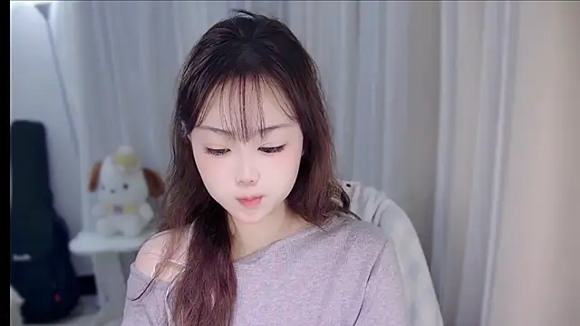 YUANYUAN-A online show from December 2025 02:09:01 PM