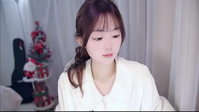 YUANYUAN-A online show from January 2026 11:48:01 AM