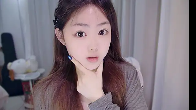 YUANYUAN-A online show from April 2026 12:22:01 PM