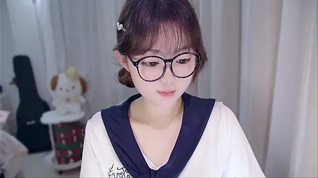 YUANYUAN-A online show from March 2026 12:39:02 PM