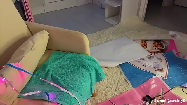 Snapshot of lxsundollyxl chatting on December 2025 04:15:01 AM lxsundollyxl online show from December 2025 04:15:01 AM