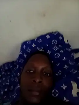 Snapshot of Biguyzi chatting on February 2026 11:31:01 AM Biguyzi online show from February 2026 11:31:01 AM