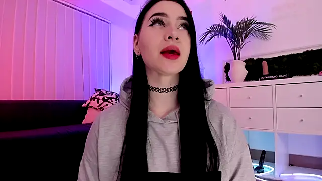 Mary Lori online show from April 2026 06:20:01 AM