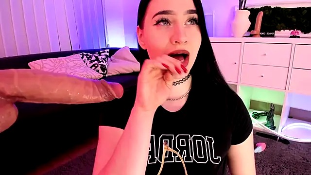 Mary Lori online show from March 2026 07:37:02 AM