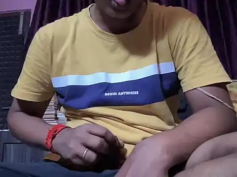 Rajagsmi98 online show from September 2025 08:37:02 PM