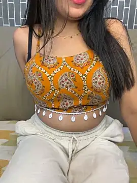 Riya-6969 online show from June 2026 04:35:02 PM