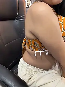 Riya-6969 online show from May 2026 03:37:02 PM