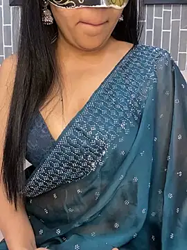 Riya-6969 online show from April 2026 09:01:02 PM