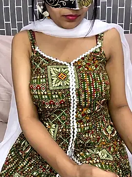 Riya-6969 online show from March 2026 04:10:01 PM