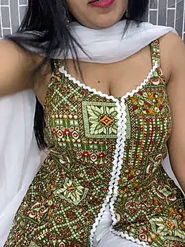 Riya-6969 online show from March 2026 08:43:01 PM