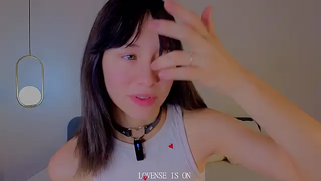 Snapshot of BritniBers chatting on November 2025 02:55:02 AM BritniBers online show from November 2025 02:55:02 AM