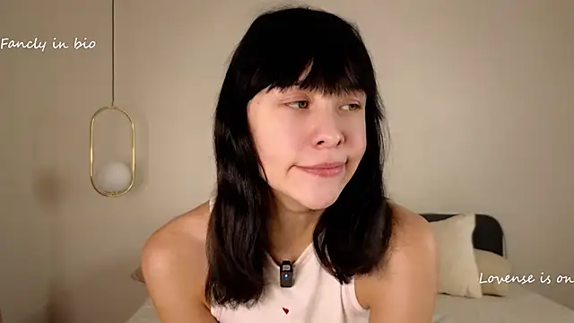 Snapshot of BritniBers chatting on November 2025 11:36:02 AM BritniBers online show from November 2025 11:36:02 AM