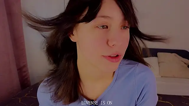 Snapshot of BritniBers chatting on November 2025 01:49:01 AM BritniBers online show from November 2025 01:49:01 AM