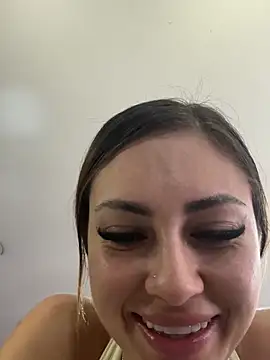 Isabellaa Palacios online show from March 2026 04:57:02 PM