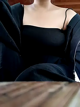 Ficity online show from October 2025 12:44:02 AM