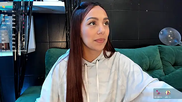 Snapshot of nikolevoshkie_ chatting on October 2025 09:38:02 PM nikolevoshkie online show from October 2025 09:38:02 PM