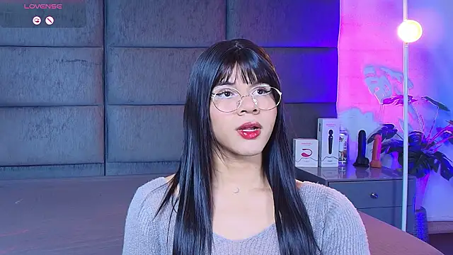 Slenna Moon online show from March 2026 11:37:02 PM