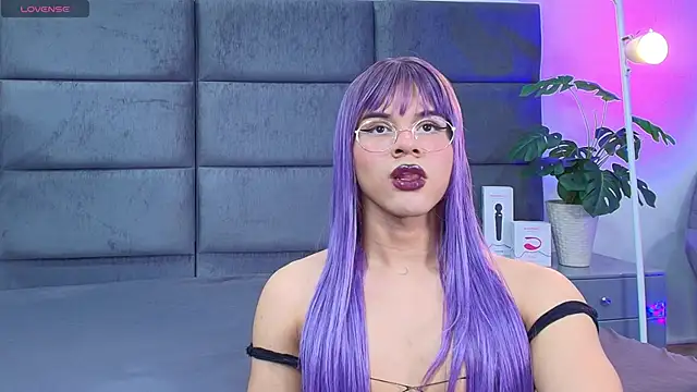 Slenna Moon online show from April 2026 12:18:02 AM