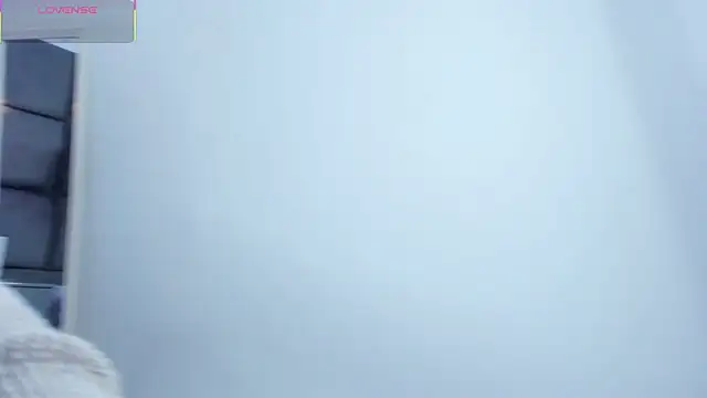 Slenna Moon online show from November 2025 02:34:02 AM