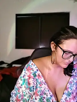 AuroraChest online show from February 2026 01:08:01 PM