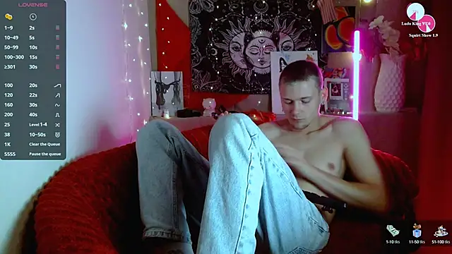 Xavier Night81 online show from September 2025 08:14:02 AM