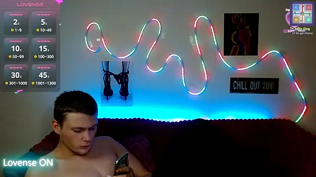 Xavier Night81 online show from November 2025 09:30:01 AM