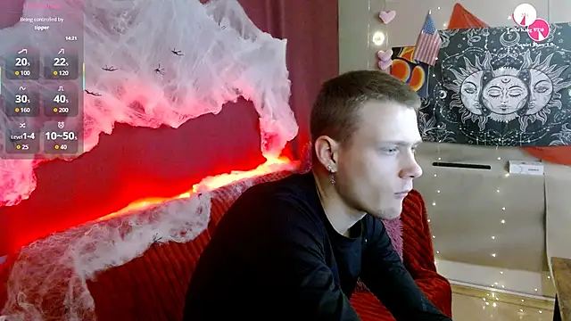 Xavier Night81 online show from October 2025 08:35:02 AM