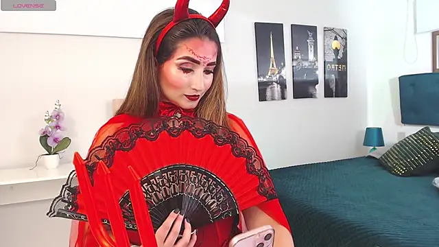 Snapshot of linda_morgan1 chatting on October 2025 12:57:02 PM linda morgan1 online show from October 2025 12:57:02 PM