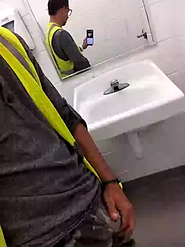 rosembertg online show from September 2025 03:01:01 AM