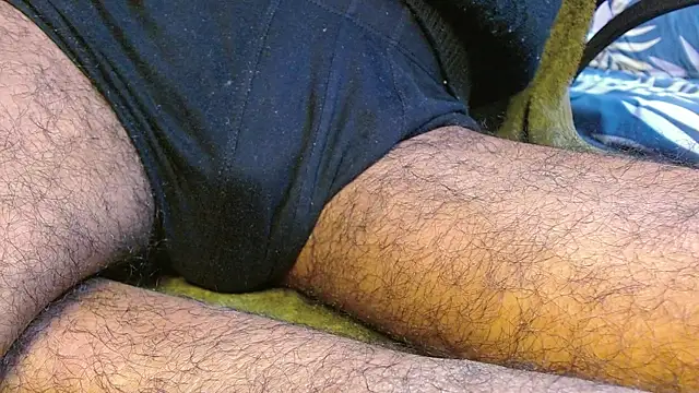 Snapshot of funndudd chatting on November 2025 05:06:02 PM funndudd online show from November 2025 05:06:02 PM