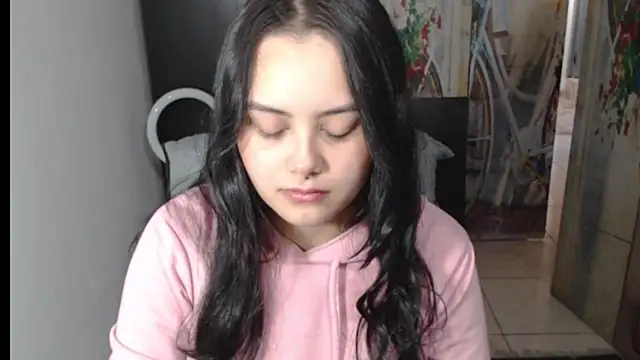 crazy daniela online show from October 2025 01:13:01 PM