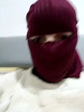 Ahalm online show from November 2025 09:26:02 PM