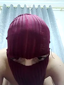 Ahalm online show from November 2025 10:04:02 PM