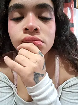 KENDALL ART online show from November 2025 09:37:02 PM