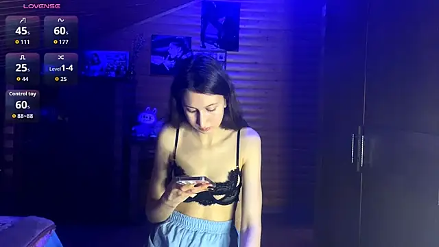 Shyselly online show from November 2025 05:16:02 PM