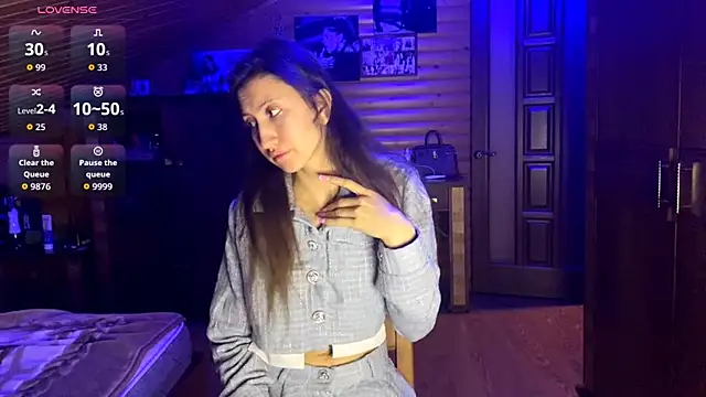 Shyselly online show from October 2025 04:17:01 PM