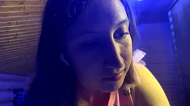 Shyselly online show from September 2025 05:13:01 PM