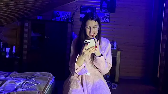 Shyselly online show from October 2025 07:15:02 PM