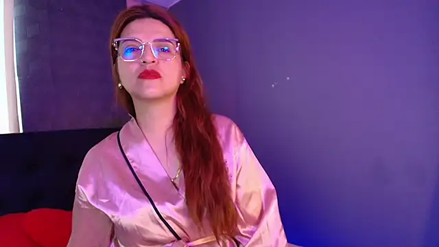 Skylar  Desire online show from November 2025 01:04:01 PM