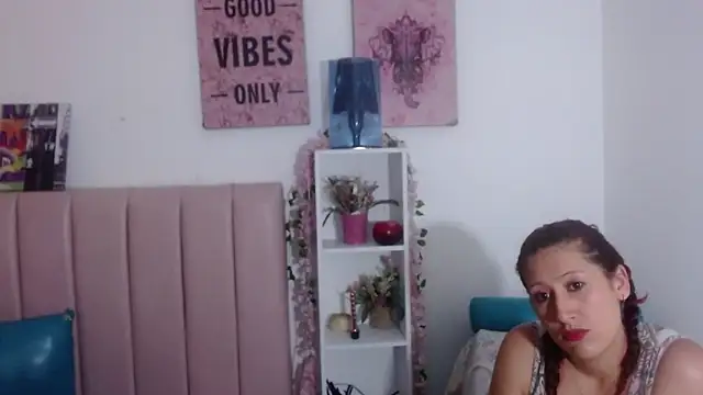 Chloe Wiild online show from September 2025 07:17:02 PM